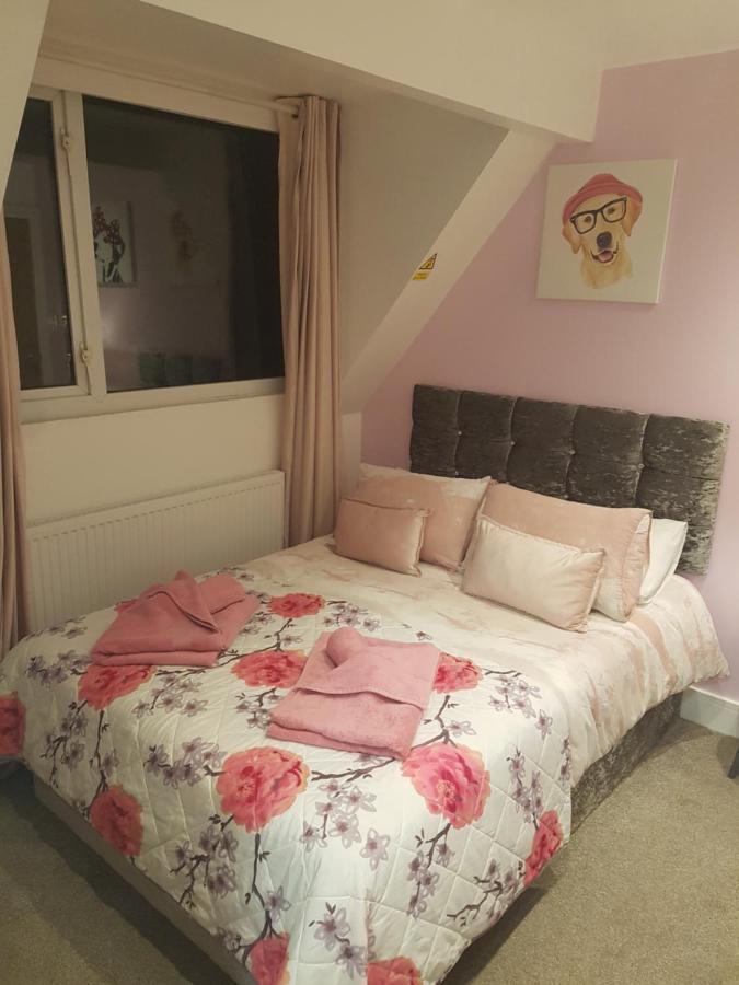 Rosie Flanagan'S Bed & Breakfast สเกคเนส ภายนอก รูปภาพ